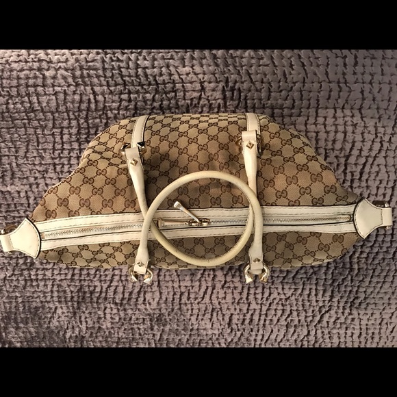 GucciTote! - Picture 2 of 7